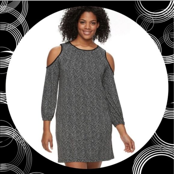 APT 9 Long Sleeves Cold Shoulder Shift Dress - Size Large - Picture 1 of 12